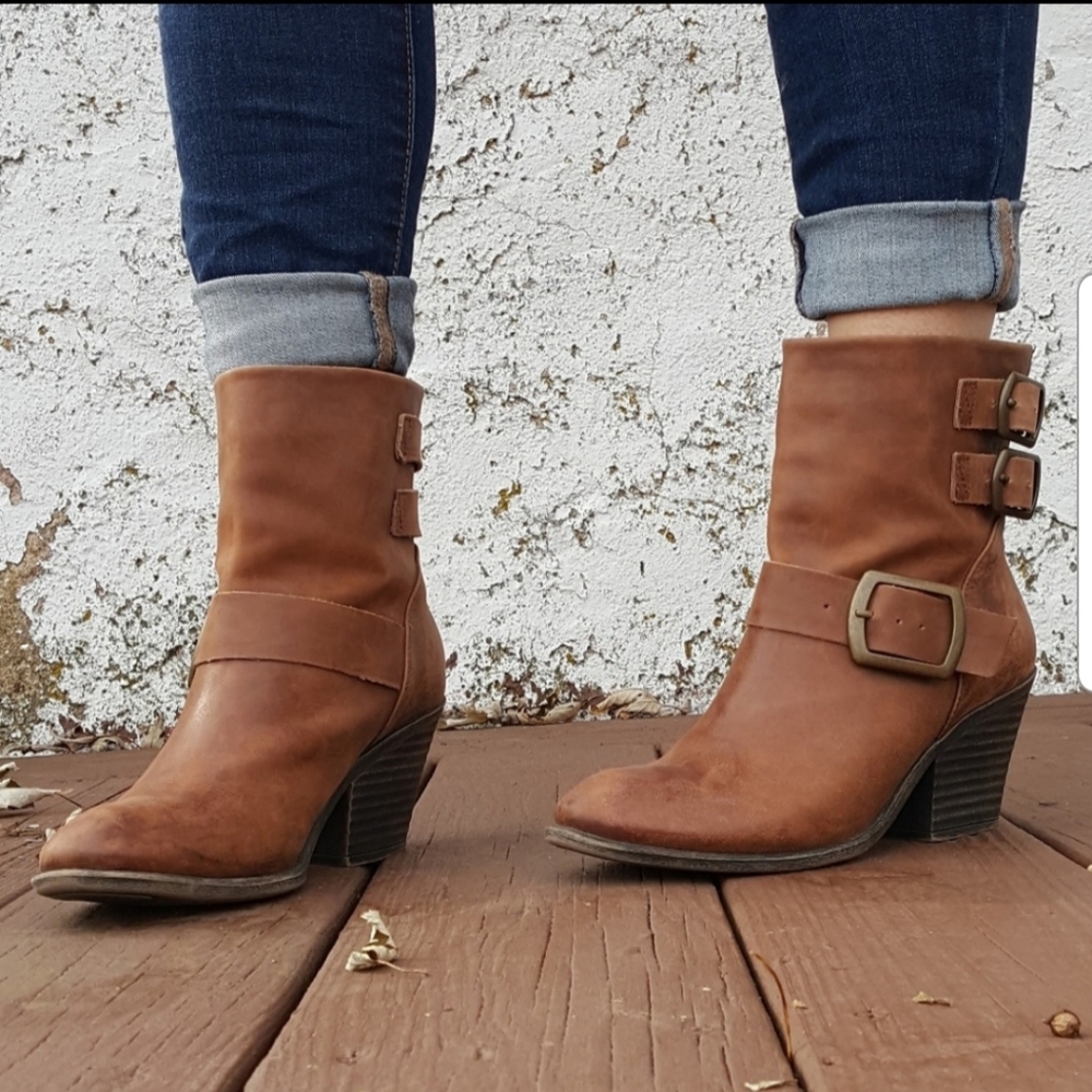 Lucky Brand Tommie Leather Ankle Bootie w/ Buckle